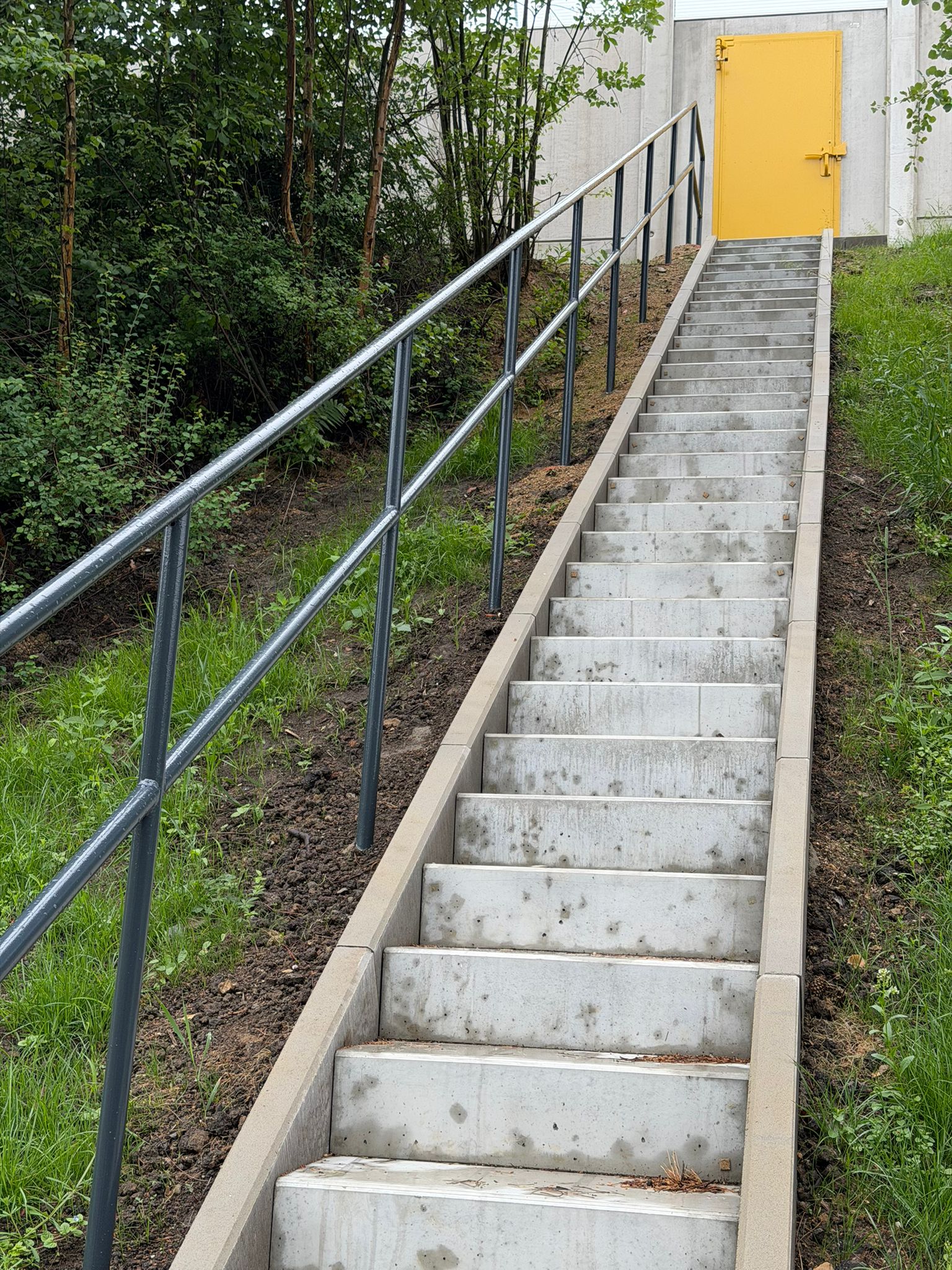 Zábradlí k únikovému schodišti Liberec